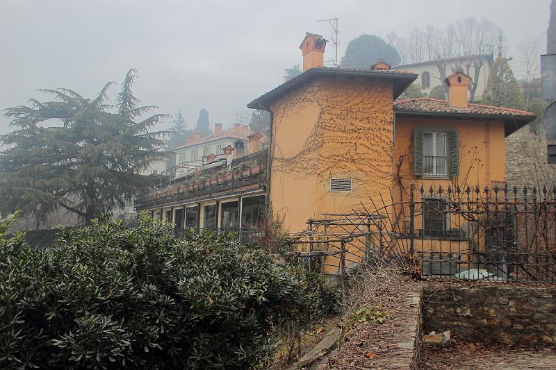 italy0099.JPG - Castello di San Vigilio