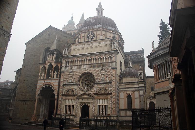 italy0122.JPG - Colleoni Chapel, old centre Bergamo