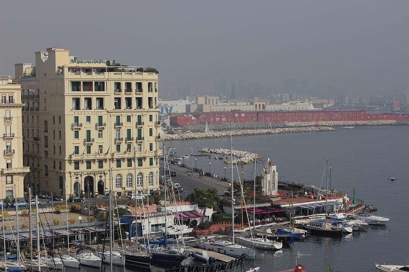 italy0488.JPG - Harbour from the Napoli old castle