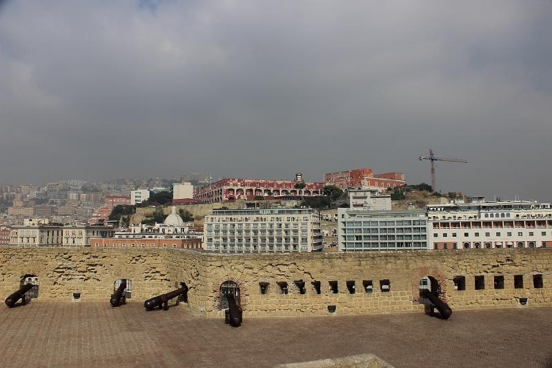 italy0490.JPG - Napoli old castle