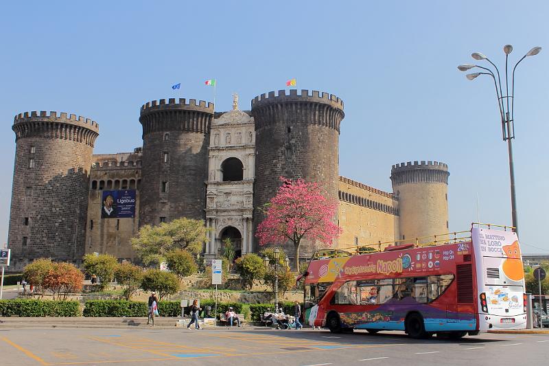 italy0493.JPG - The Castle Nuovo