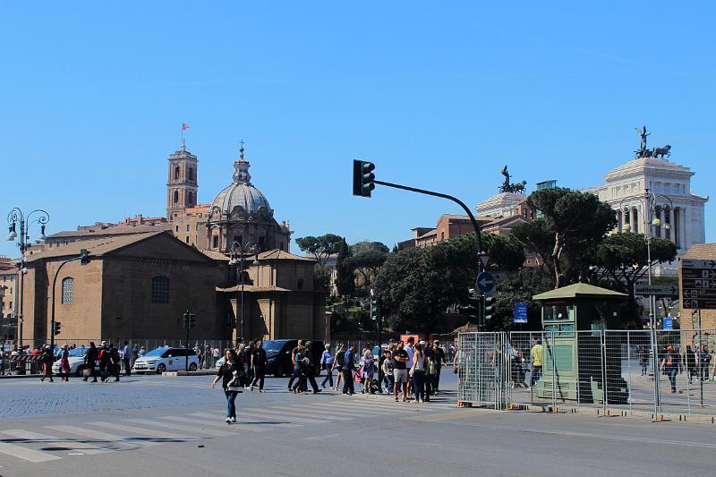 italy0151.JPG - The Forum of Caesar