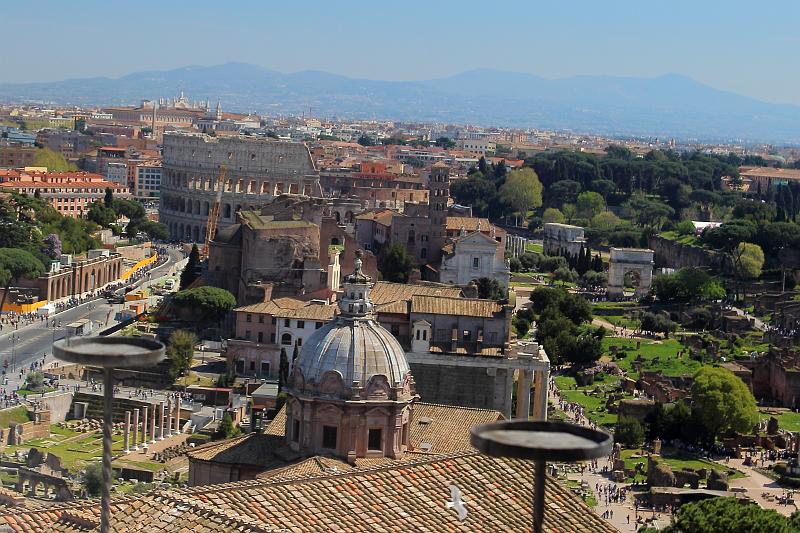 italy0168.JPG - View from the top of Victor Emmanuel II Monument