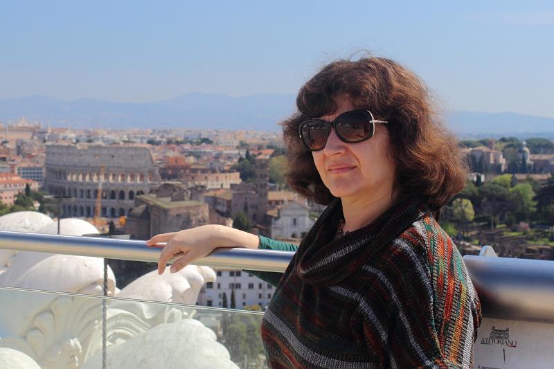 italy0172.JPG - Atop of Victor Emmanuel II Monument