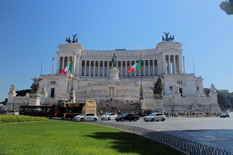 italy0182.JPG - Victor Emmanuel II Monument
