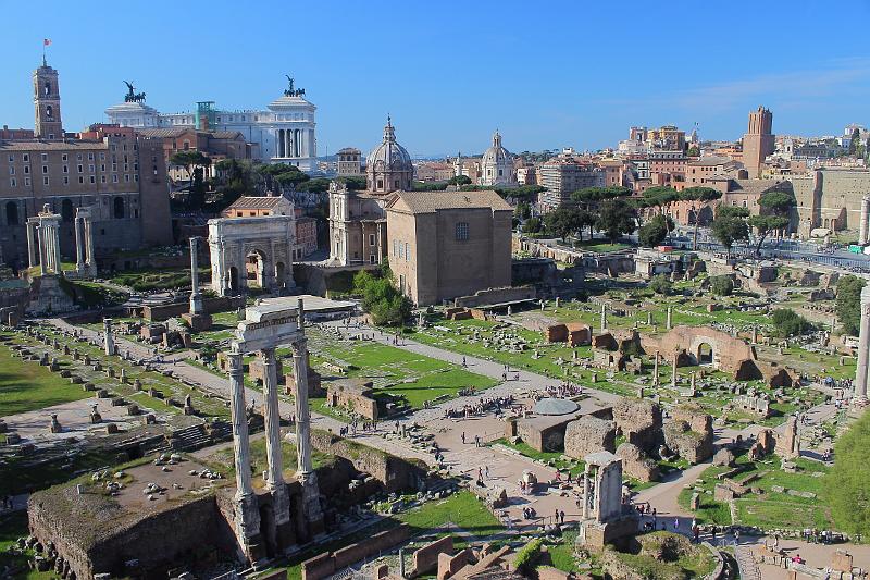 italy0188.JPG - Roman Forum