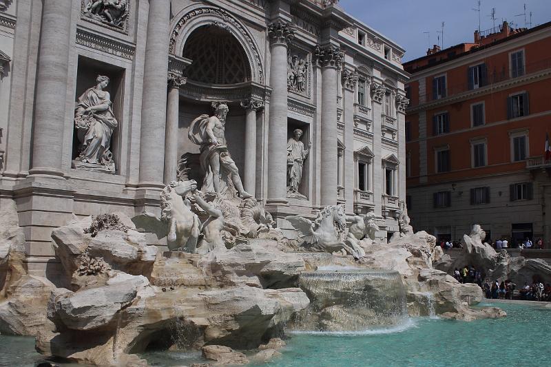 italy0382.JPG - Fontana di Trevi 