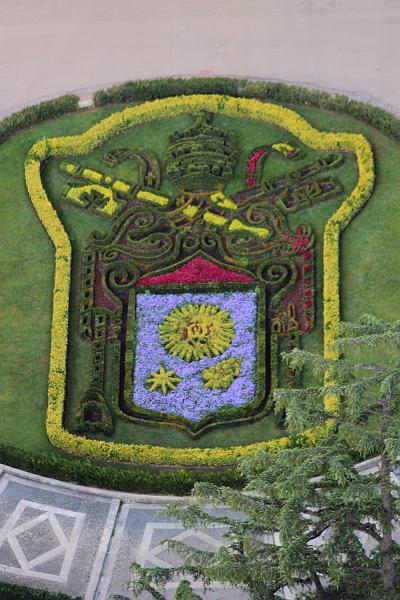 italy0419.JPG - Vatican Gardens from cupola