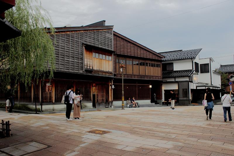 japan0521.JPG - Higashichaya Old Town in Kanazawa