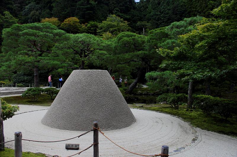 japan0122.JPG - Ginkakuji Temple (Silver Pavilion) 