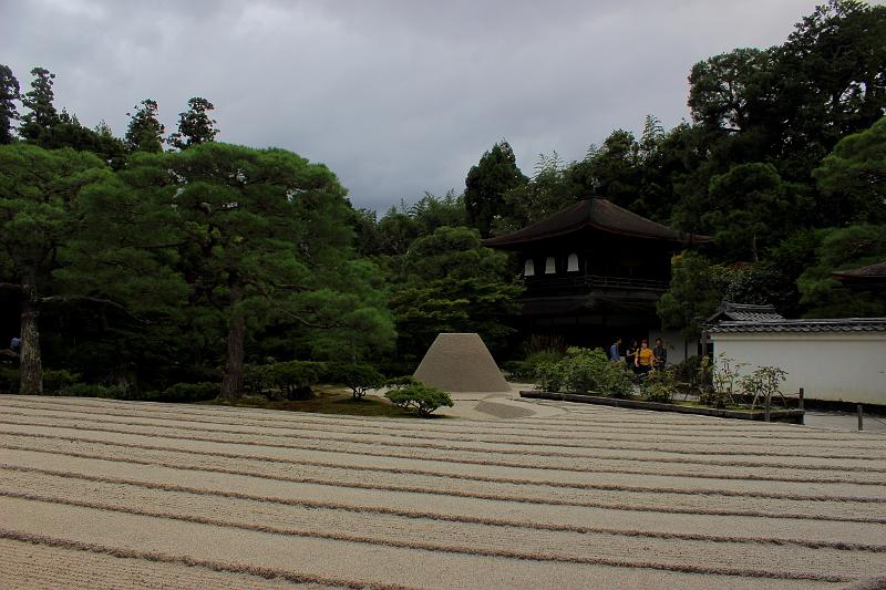 japan0124.JPG - Ginkakuji Temple (Silver Pavilion) 
