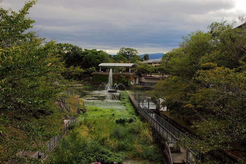 japan0197.JPG - Walking path near the Kyoto Zoo