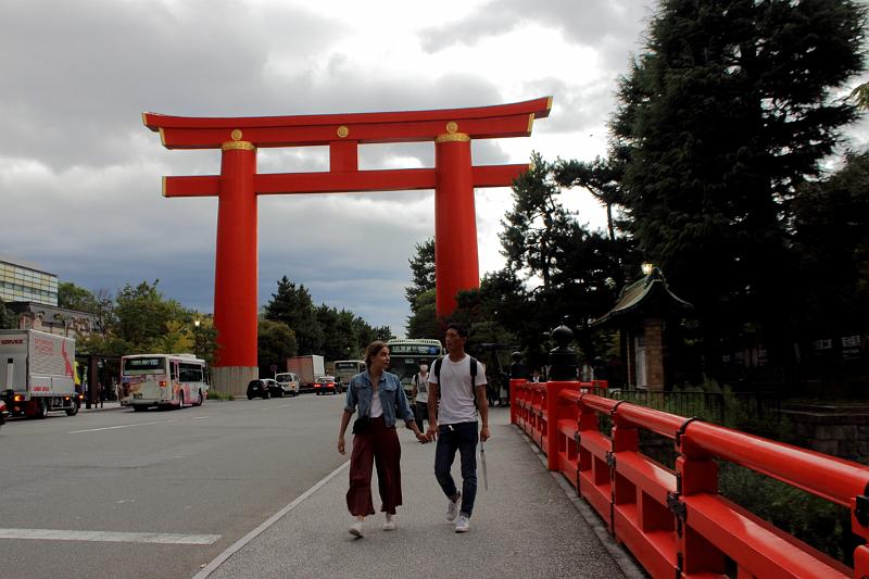 japan0198.JPG - Heian Shrine Big Red Gate