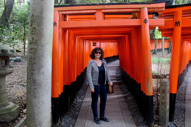 japan0418.JPG - Red Gates of Kyoto's Fushimi Inari Shrine