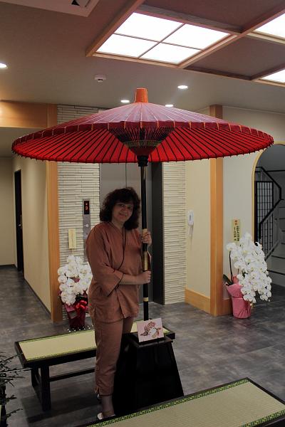japan0538.JPG - In the hotel
