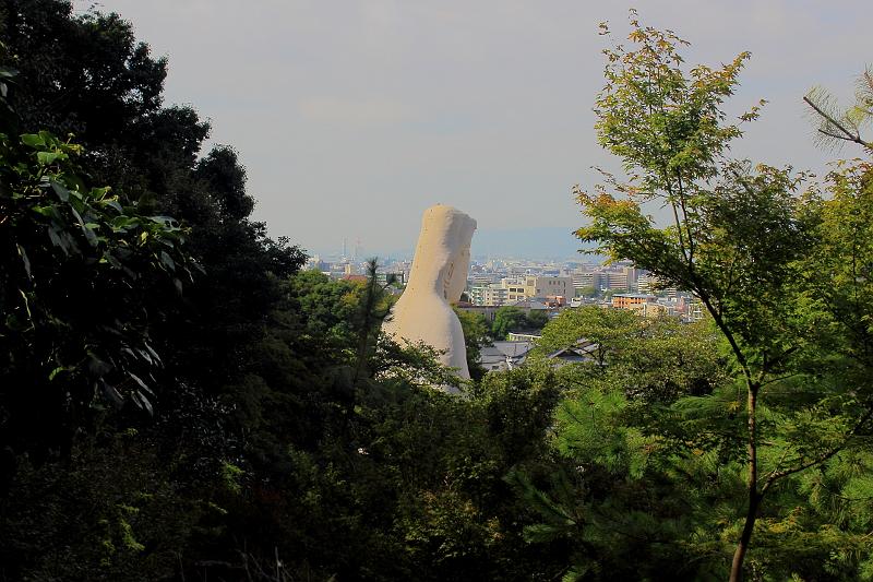 japan0578.JPG - View from the Kodaiji Temple on the Ryozen Kannon