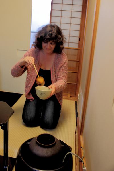 japan0608.JPG - Tea ceremony in a traditional japanese tea house