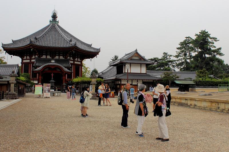japan0327.JPG - Kōfuku-ji, a Buddhist temple