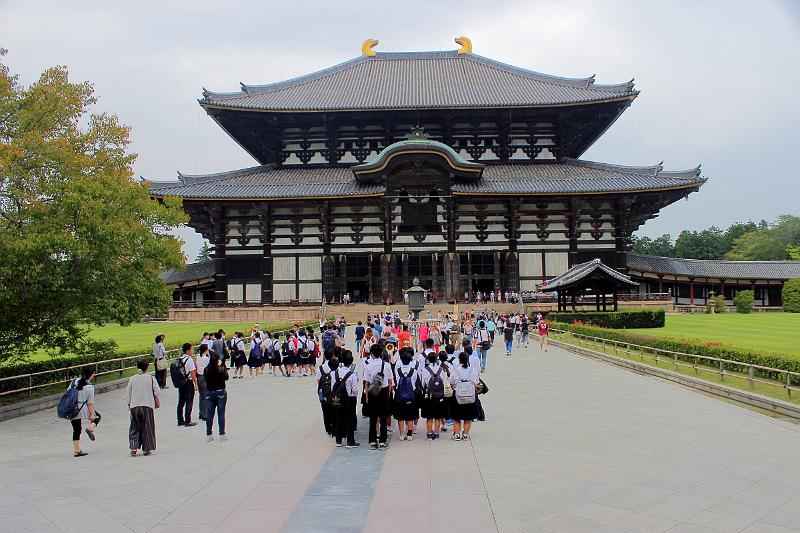 japan0348.JPG - Tōdai-ji, a Buddhist temple