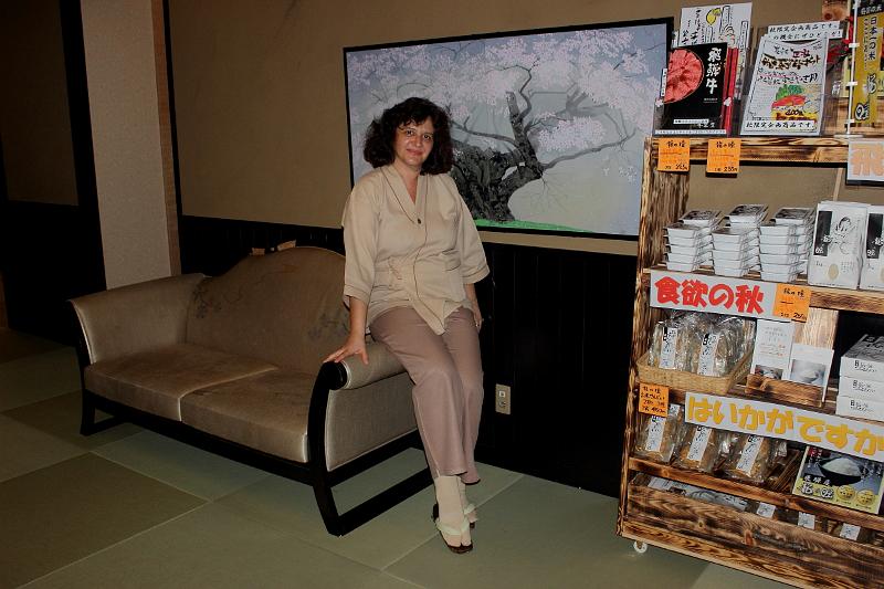 japan0458.JPG - Going to onsen