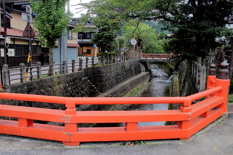 japan0465.JPG - Takayama river