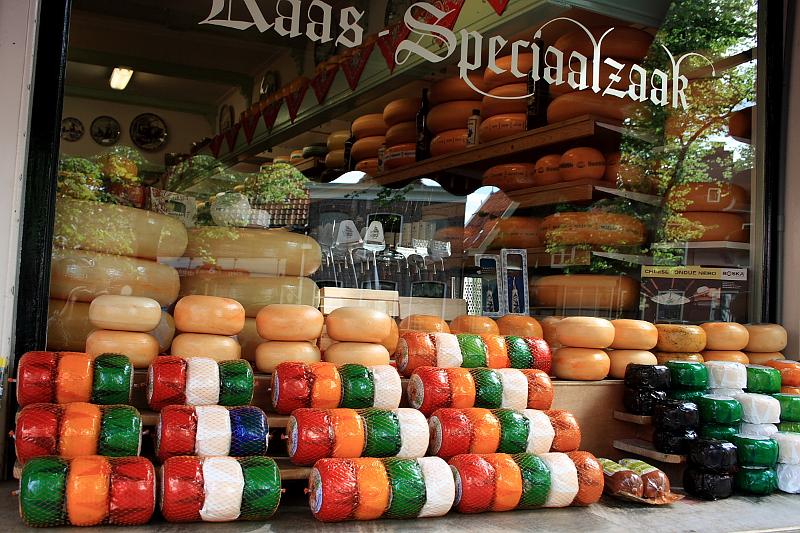 nederland7219.JPG - Town of Edam... cheeeeese