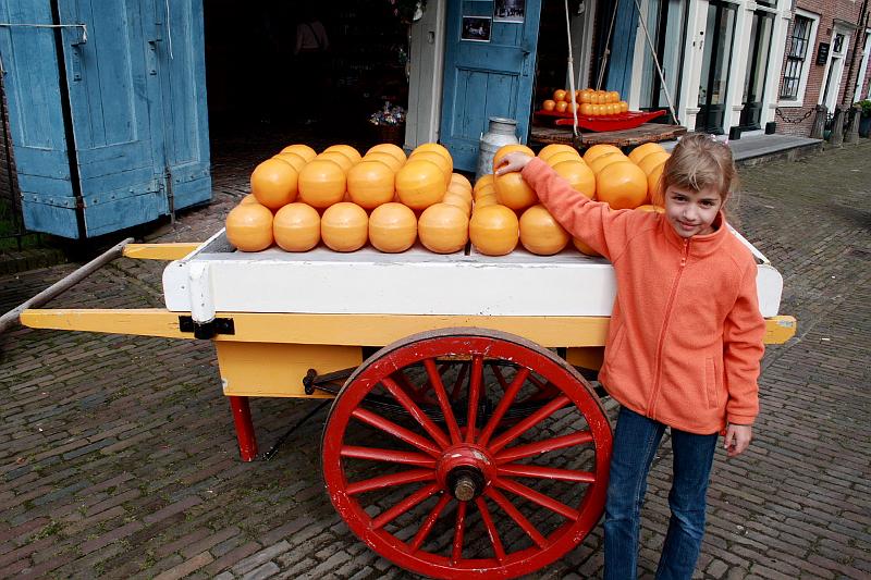 nederland7221.JPG - Town of Edam, Cheese Market