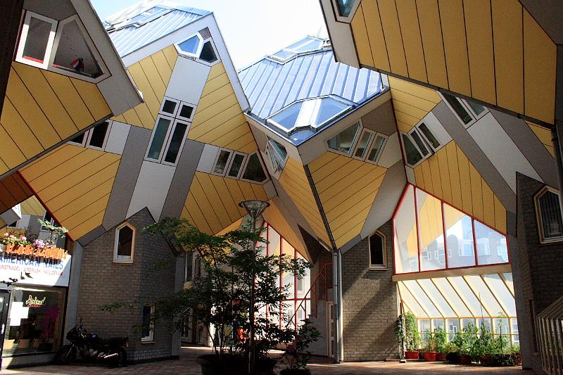 nederland7379.JPG - Cube House, Rotterdam