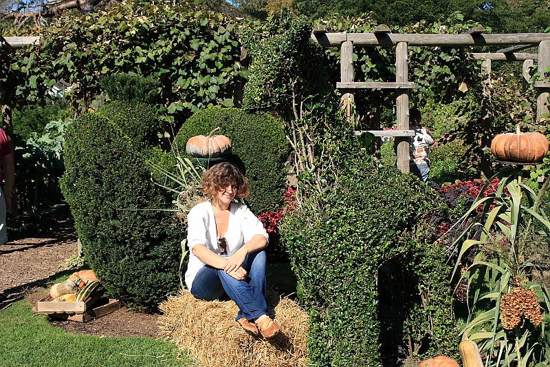 newport2592.JPG - Green Animals