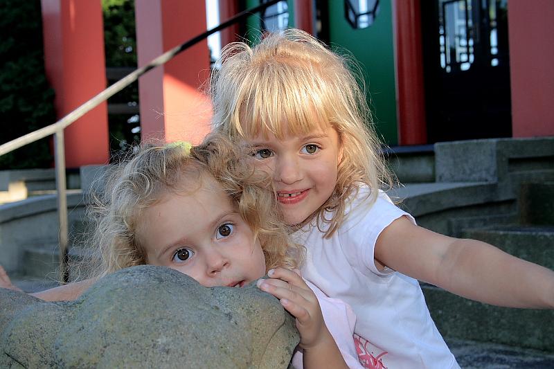 newport2616.JPG - Chinese Tea House in Marble House