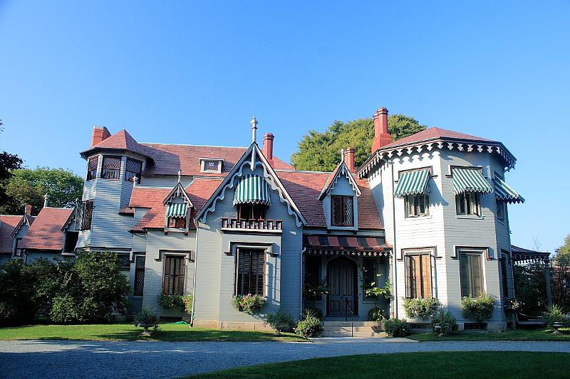 newp4111.JPG - Kingscote