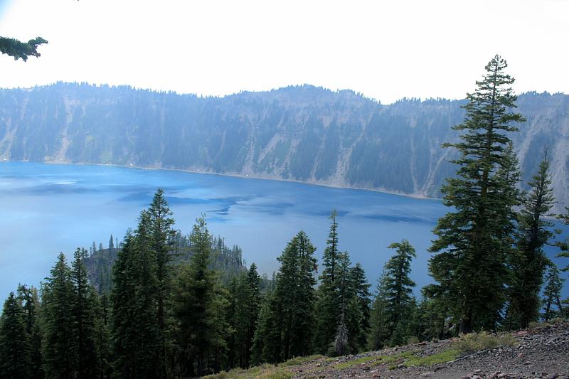 oreg3906.JPG - View from the Wizard Island on the Crater Lake