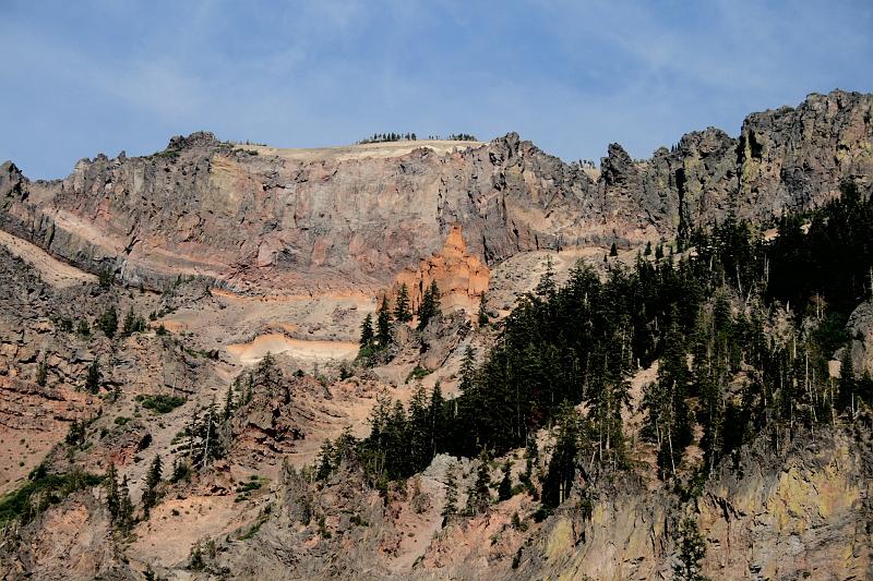 oreg3927.JPG - Pumice Castle in the Crater Lake