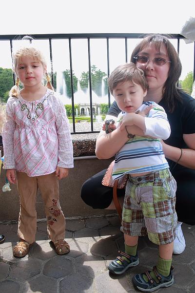 phil0759.JPG - Longwood gardens - Ira, Vanya and Michelle