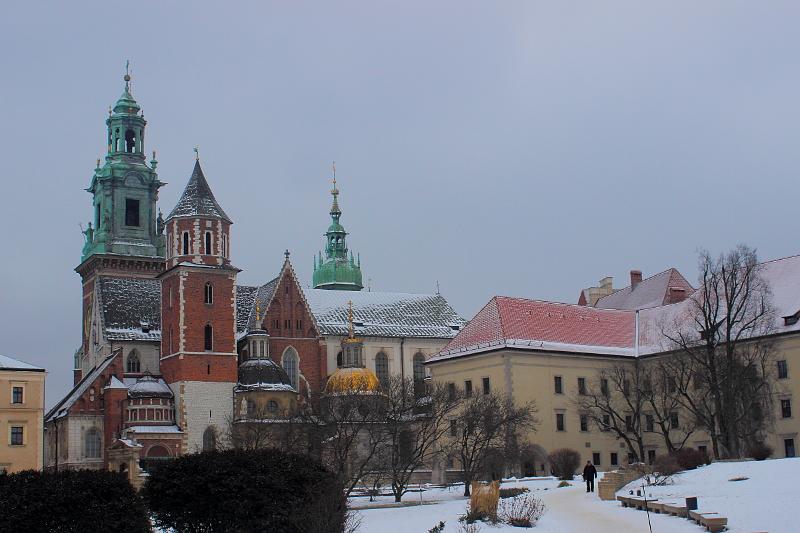 poland025.JPG - Wawel Royal Castle in Krakow