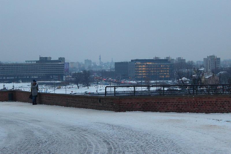 poland048.JPG - View from the Wawel Royal Castle on Vistula river