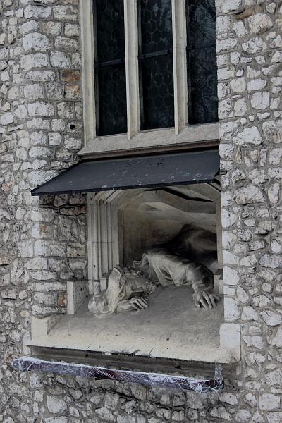 poland096.JPG - St Giles church and the cross of Katyn
