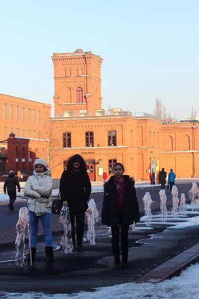 poland161.JPG - A square in front of Manufaktura