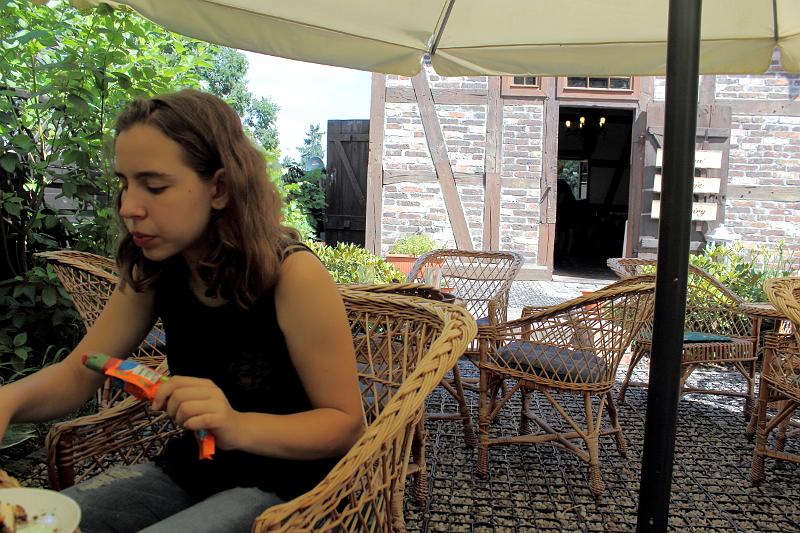 poland028.JPG - Cafe Na Trakcie in Poznan