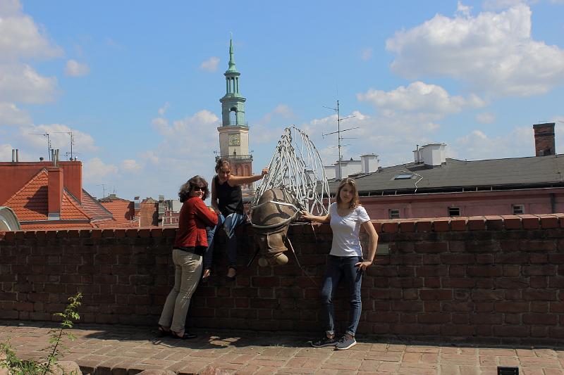 poland047.JPG - In the garden at the Royal Castle in Poznan