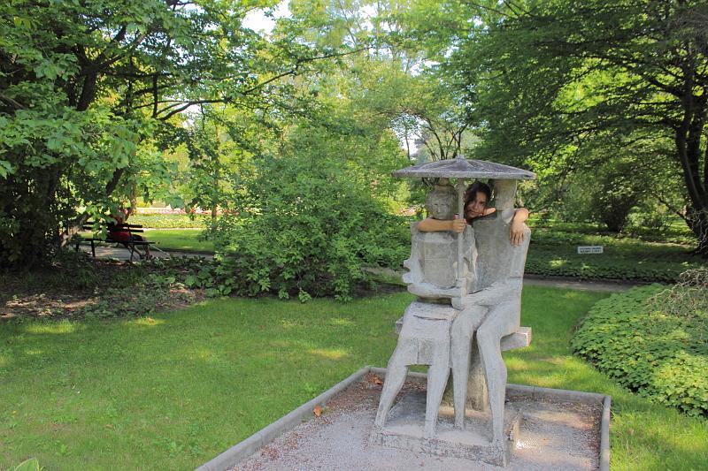 poland086.JPG - In the Botanical Garden