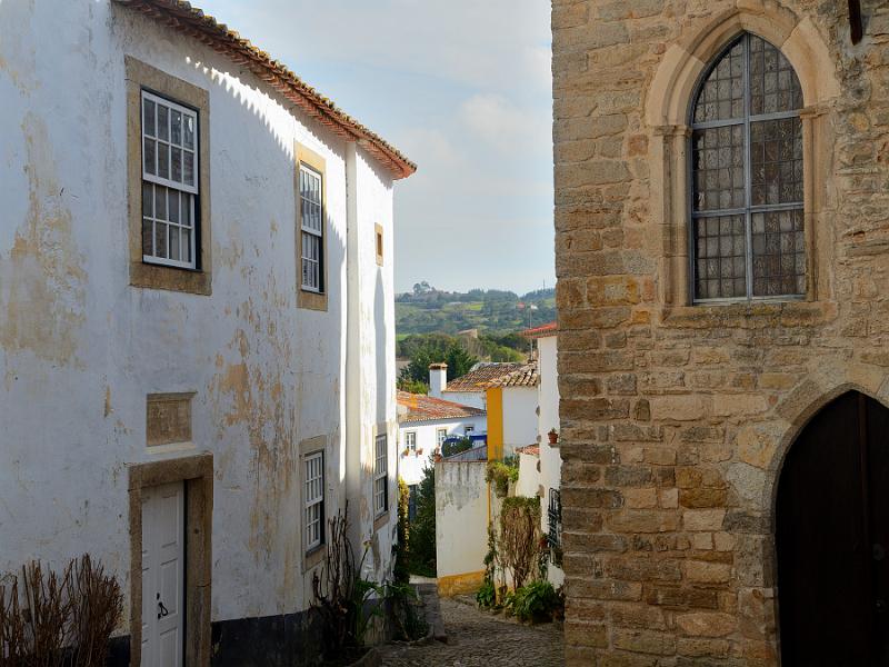 portugal093.jpg - A street in Obidos 