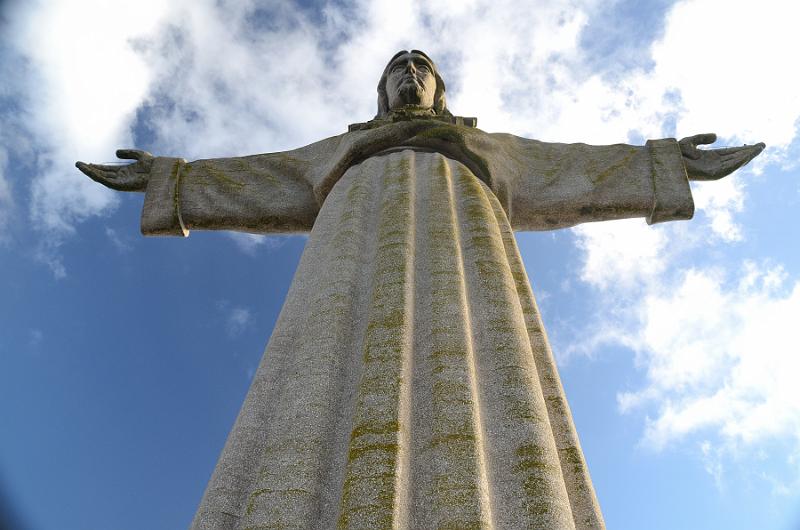 portugal141.jpg - Monument of Christo Rey in Lisbon