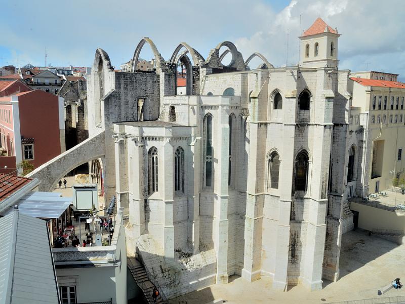 portugal147.jpg - View of the Carmo's Convent Ruin from the top of Santa Justa elevator