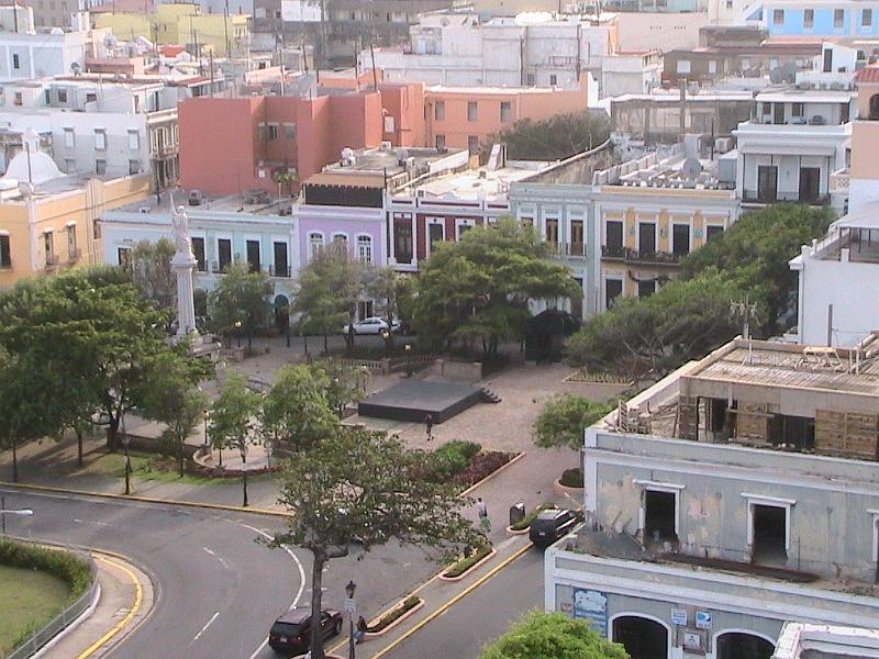 IMG_0589.jpg - Columbus Plaza