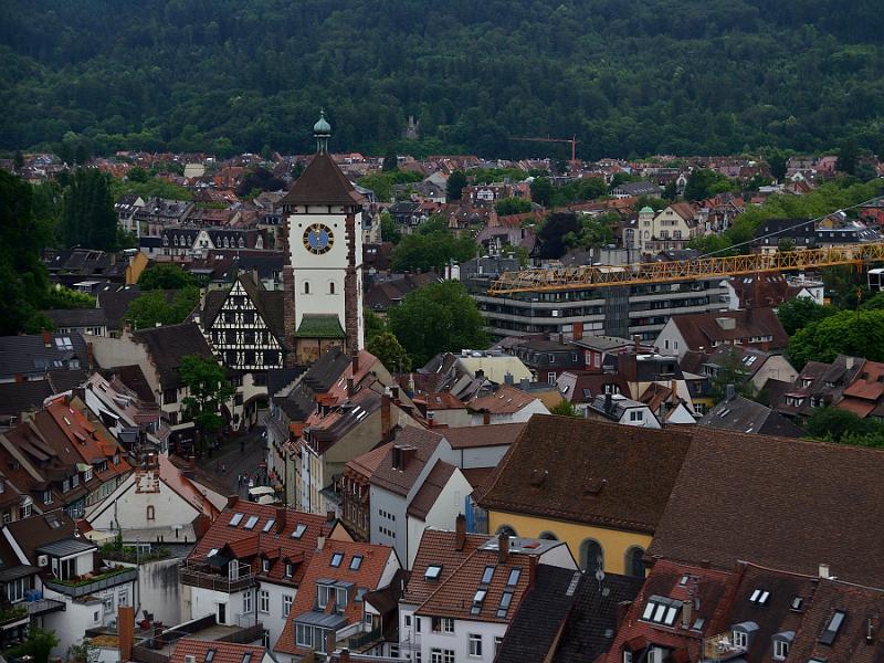 schwarz020.jpg - View on Freiburg from the Cathedral tower