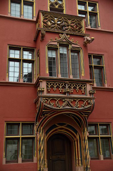 schwarz029.jpg - The front of the Whale House (Haus Zum Walfisch), Freiburg