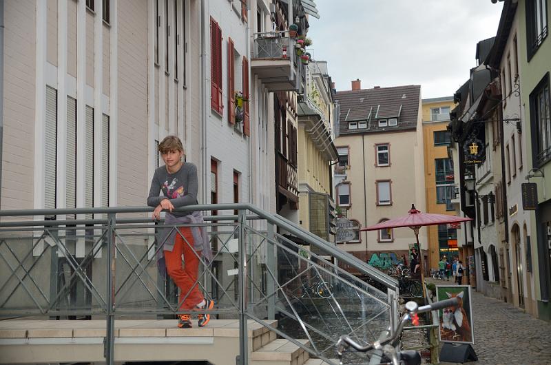 schwarz043.jpg - Canal Fischerau in Freiburg