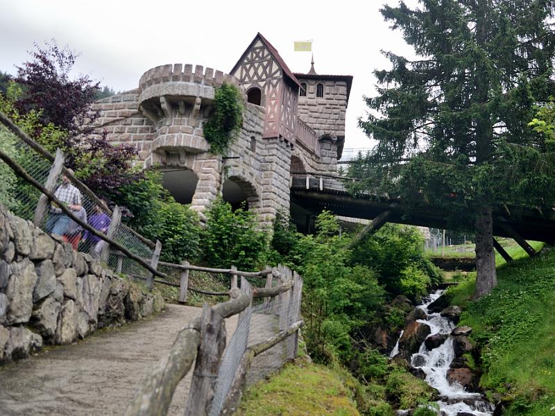 schwarz057.jpg - Steinwasen park