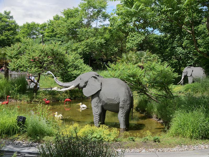 schwarz076.jpg - Legoland